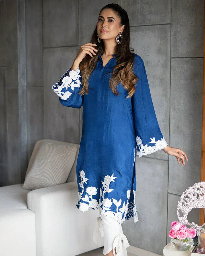 CLASSIC BLUE SILK KURTA SET - Bold Beautiful