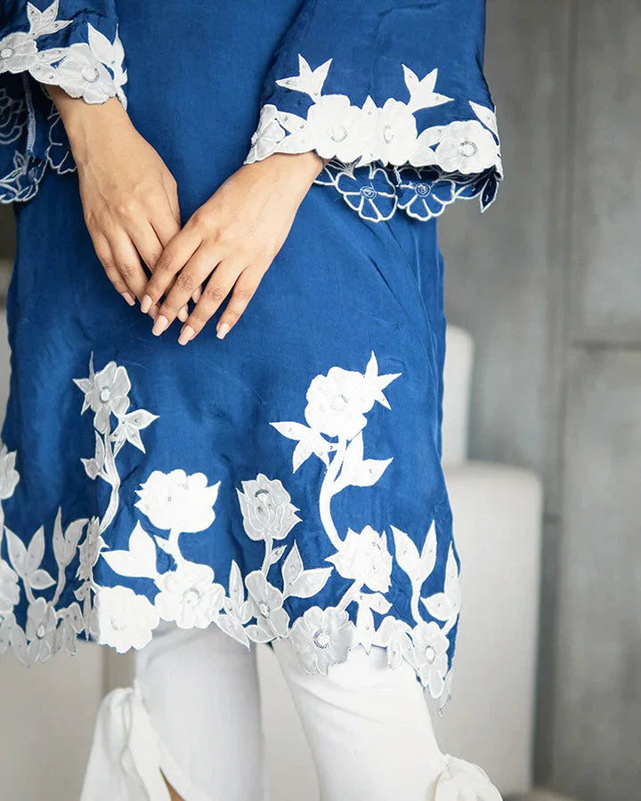 CLASSIC BLUE SILK KURTA SET - Bold Beautiful