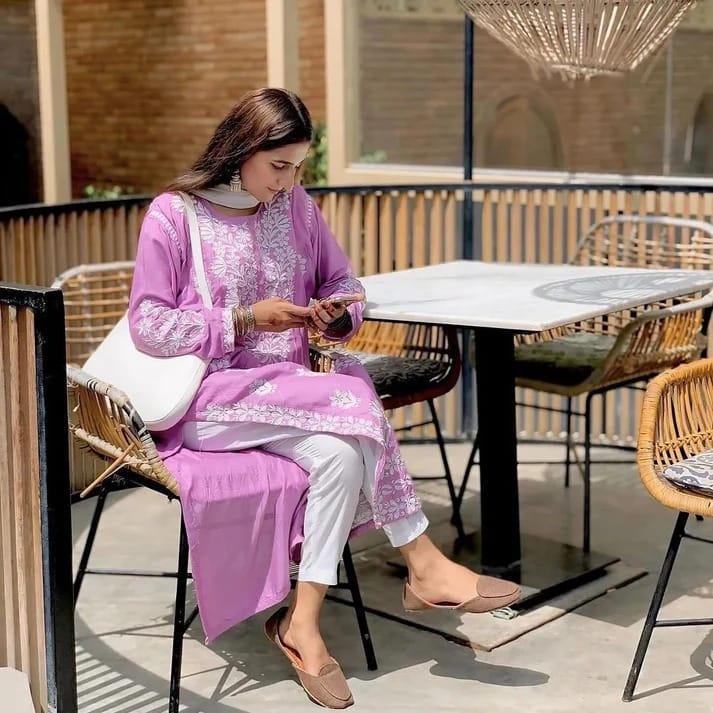 1 Pcs Women's Stitched Linen Chikankari Embroidered Kurta - Bold Beautiful