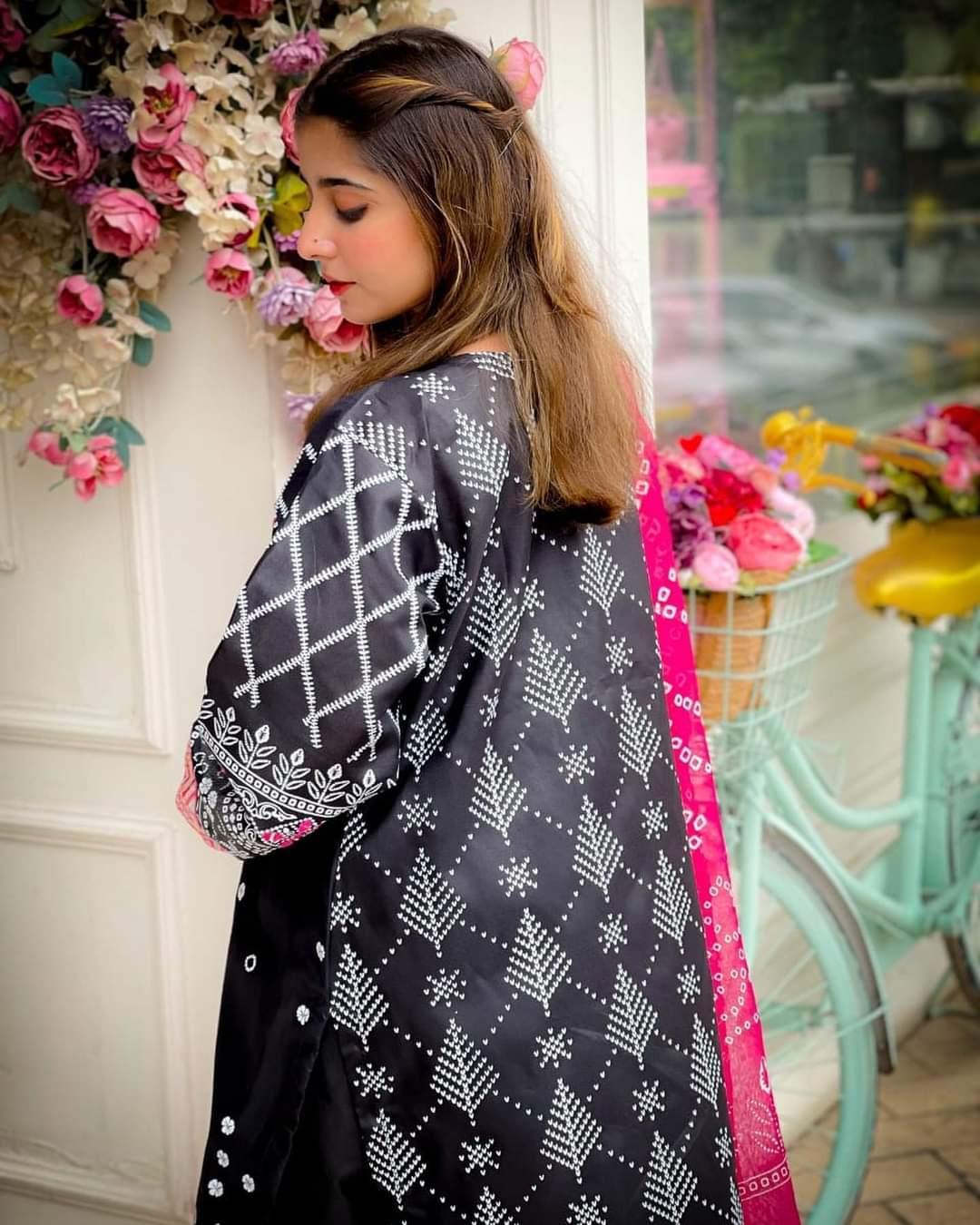 3 Pcs Women's Stitched Katan Silk Printed Suit - Bold Beautiful